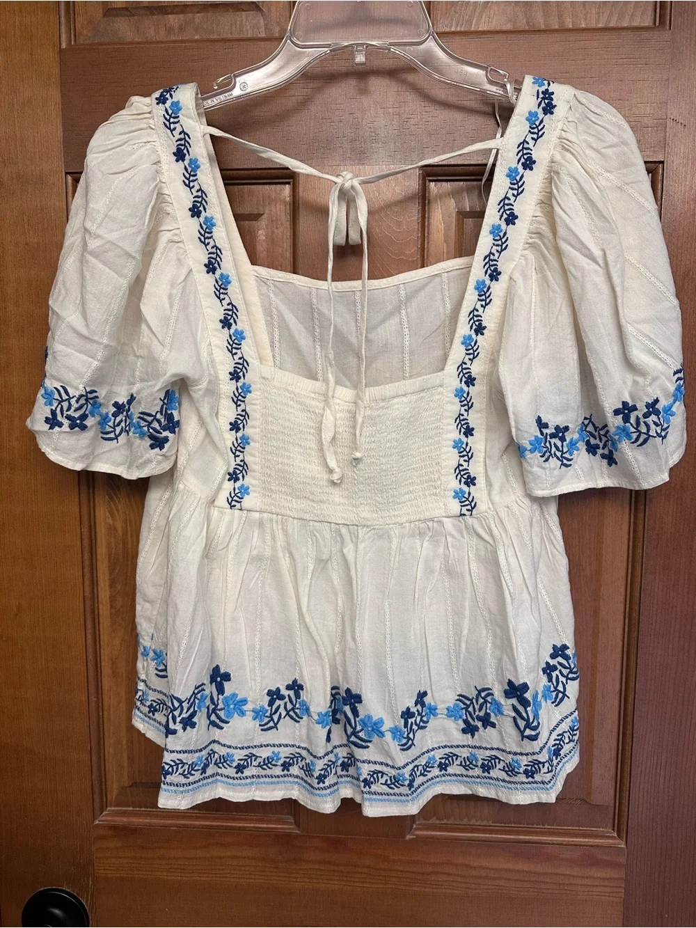 Old Navy Cream Peasant Blouse with Blue Floral Embroidery Size M NWT